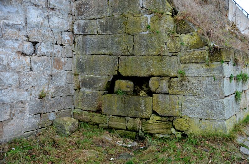 Stone Wall Repair